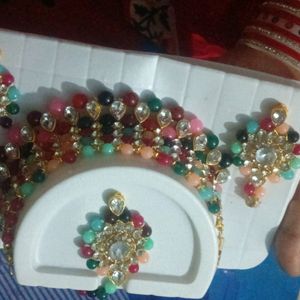 Multicolored Choker Set