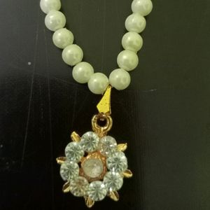 Pearl Necklace With Earing