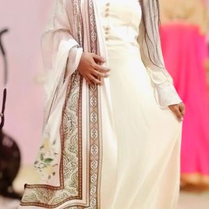 Beautiful 😍❤️ Long Gown 😍 With Dupatta