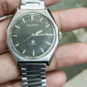 Allwyn Vintage Winding Watch