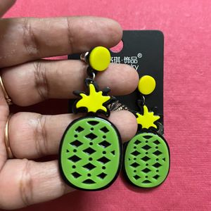 Beautiful Korean Earrings (brand new)