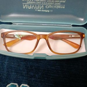 Unisex Frame With Glass