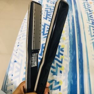 Hair straightener