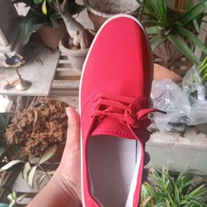 Red Canvas Shoe  👟