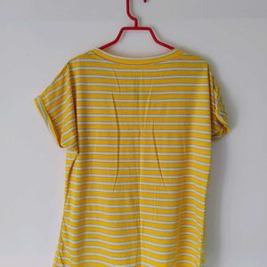 Regular Oversized Yellow Striped T-shirt