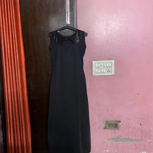 Tailored Key Hole Maxi Dress