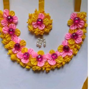 Flower Haldi Jewellery Set ✨