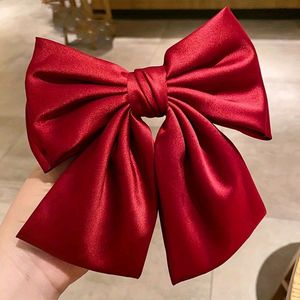 Large Bow Clip