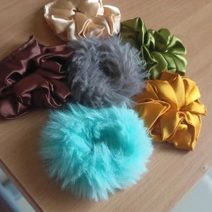New Scrunchies In Affordable Price