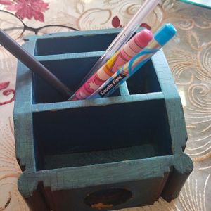 Wooden Pen N Paper Stand