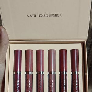 HANDIYA multi Color Lipstick Kit
