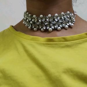 Glittering Necklaces Set Of Choker With Earrings