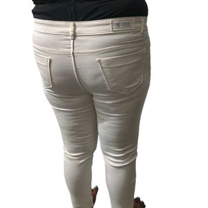 White Colour Jeans