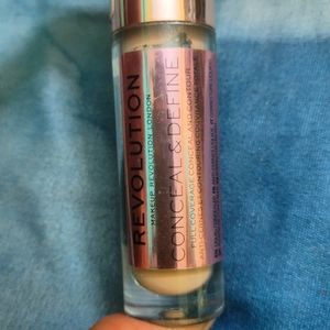 Revolution Concealer - conceal And Define