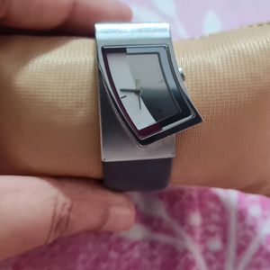 Fastrack Wrist Watch With Grey Strap