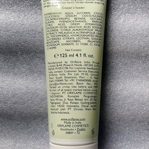 Purifying Gel Wash with Organic Tea Tree & Lime