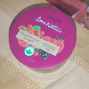 Oriflame Body Scrub - Love Nature