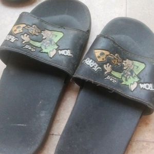 Slipper 2pairs In Very Good Condition