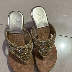 **PRICE DROP** Five By Inc.5 Wedges Size UK4