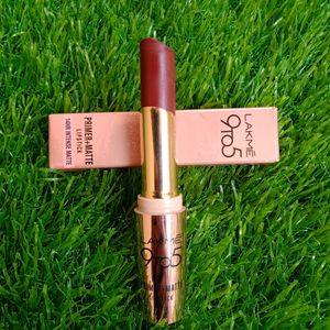 Lakme 9To5 Primer+matte Lipstick