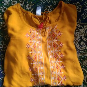 Yellow Embroided Kurta🌻