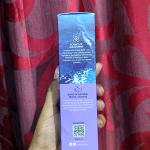 Aqualogica Illuminate +Oil Free Moisturizer