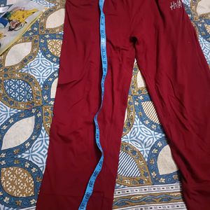 Maroon Capri In 32 Waist Knee Length