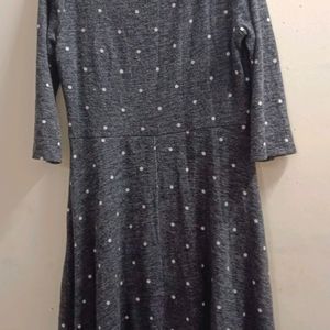 Very Smart Woolen Midi Dress For M Size