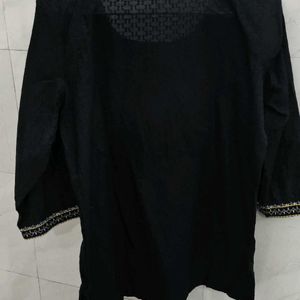 Short Black Kurti