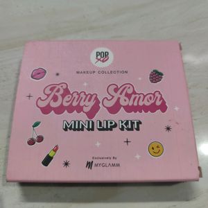 Myglamm Berry Amor Lip Kit.. 3 Piece