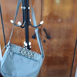 Stylish Kanvas Sling Bag