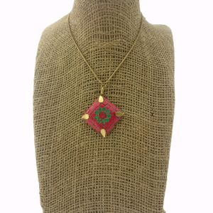 Beautiful Handmade Pendent Necklace