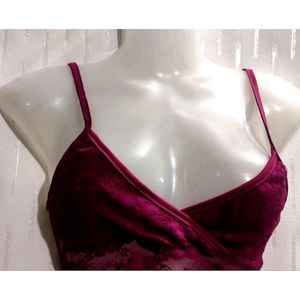 🎀maroon Crop Top 🎀From Womens 🎀🌹🛍️ Length/16