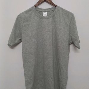 Grey/gray T-shirt | Unisex | Size: M - L