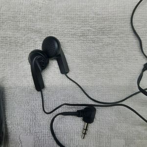 Combo Of Sealed Earphones