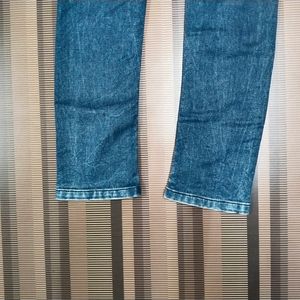 T-45 Size 28 Slim Fit Women Denim Jeans