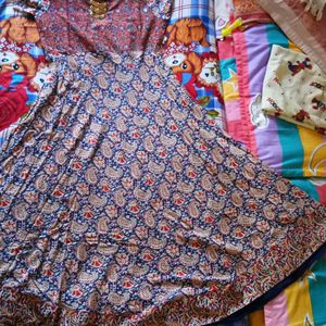 Women Like New Kurta Full Length