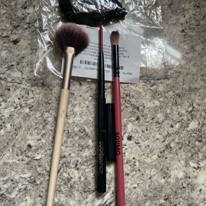 Makeup Brushes