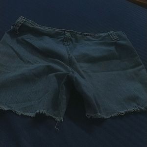 Used Cropped Denim.Shorts