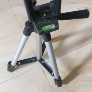 Tripod Mobile and Camera Stand