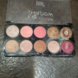 Eye Shadow Pallette With Highlighters