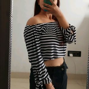 Beautiful Off-shoulder Crop Top