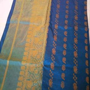 Peacock 🦚 Color Silk Saree (Double Shaded)