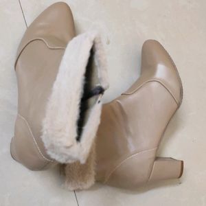 Beige Ankle Length Boots With Fur - Flat n Heels