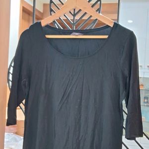 Black Solid Full Sleeve Top