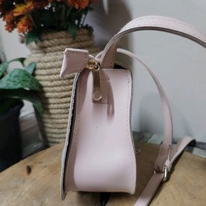 Dressbery Slingbag