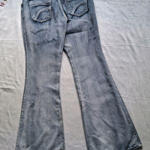 Bootcut jeans/Flared jeans