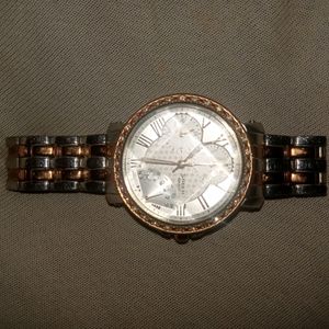 Casio SHN-3011SG-7ADR analog wrist watch