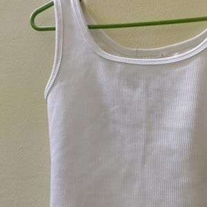 Cropped Ribbed White Tank Top