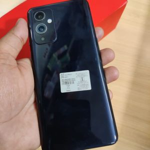 One plus 9 8gb 128gb Fully New Device   Cash Offer